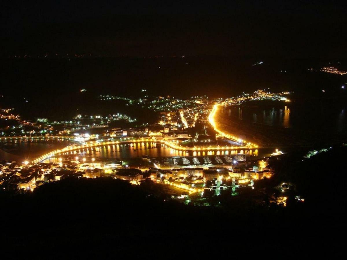 Apartamento En 1ª Linea De La Playa De Covas - Viveiro Ngoại thất bức ảnh